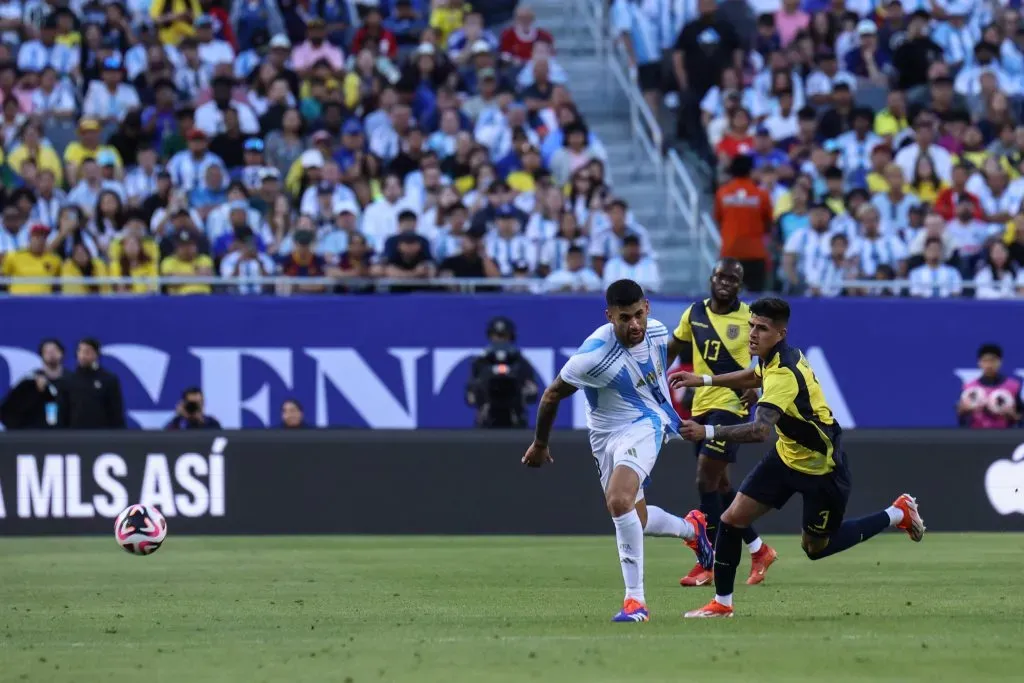 Piero Hincapié fue titular en el último amistoso de la Selección de Ecuador. (Foto: Imago)
