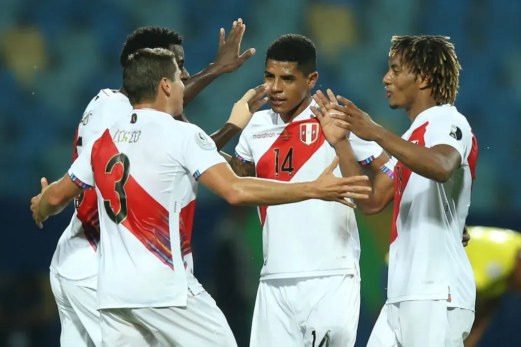 Wilder Cartagena jugando en la Selección Peruana. (Foto: Getty).