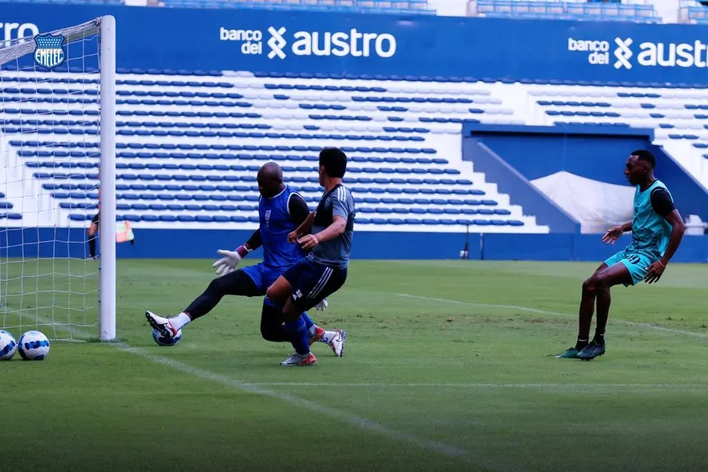 Así fue el gol de Tommy Chamba en Emelec. (Foto: @CSEmelec)