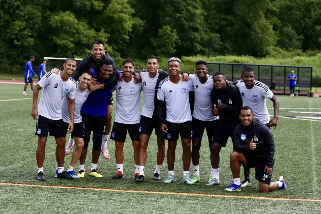 Emelec sigue haciendo su pretemporada en los Estados Unidos. (Foto: @CSEmelec)