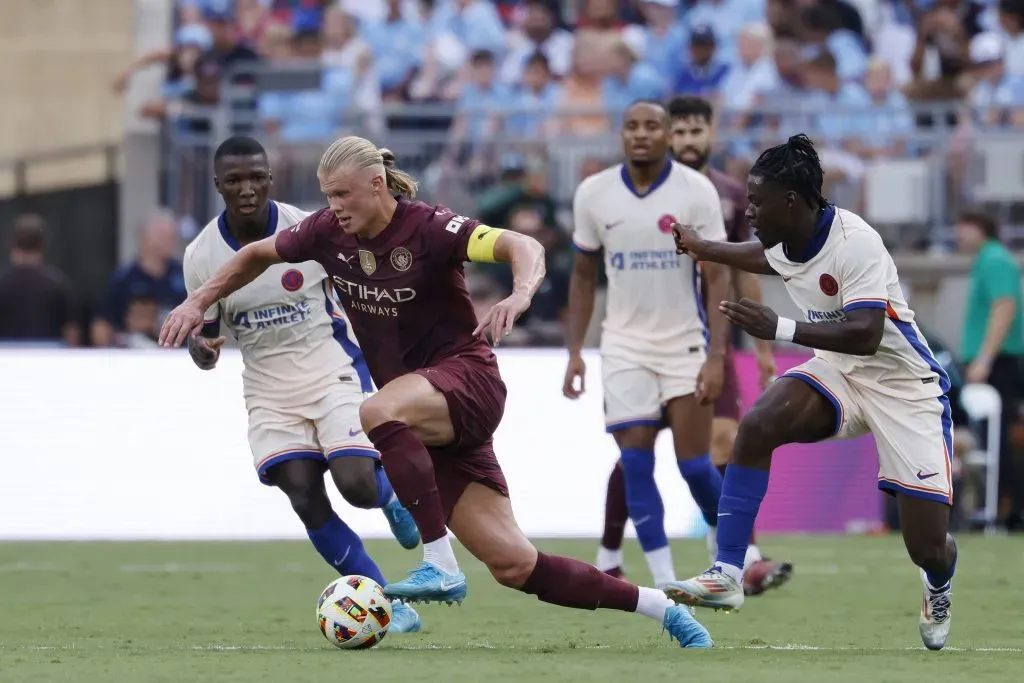 Moisés Caicedo jugó ante Manchester City hace pocos días. (Foto: Imago)