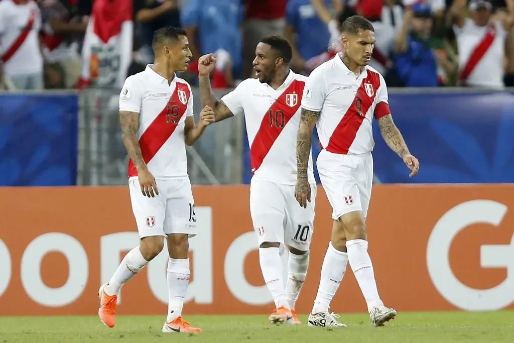 Jefferson Farfán celebrando con la Selección Peruana. (Foto: Getty).