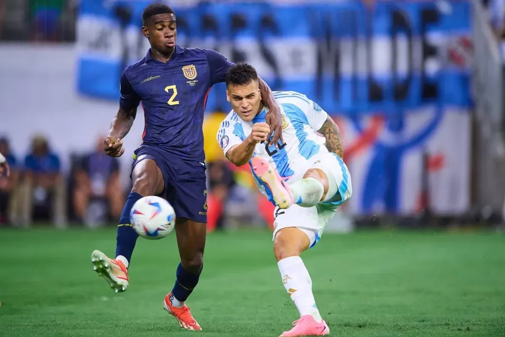 Félix Torres es titular en la Selección de Ecuador. (Foto: Imago)