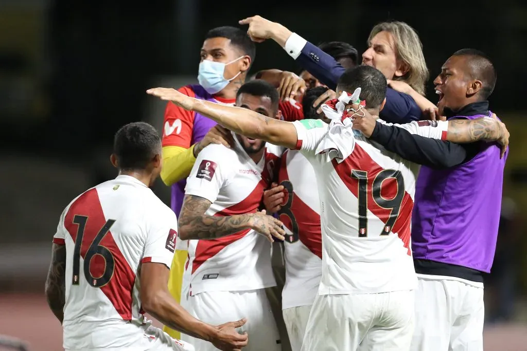 Christian Cueva celebrando en la Selección Peruana. (Foto: Getty).