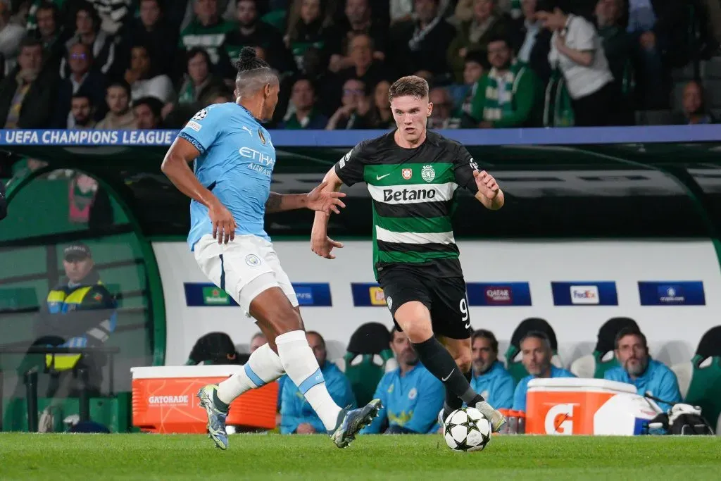 Viktor Gyokeres en el partido que le marcó tres goles al Manchester City.