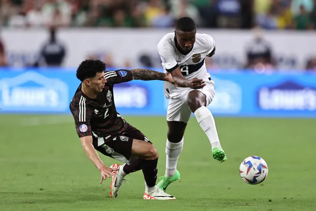 Joel Ordóñez es fijo en las convocatorias de la Selección de Ecuador. Foto: Getty.