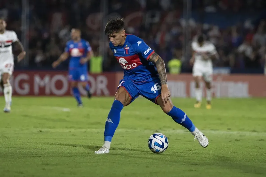 Alexis Castro en Tigre de Argentina. (Foto: IMAGO).