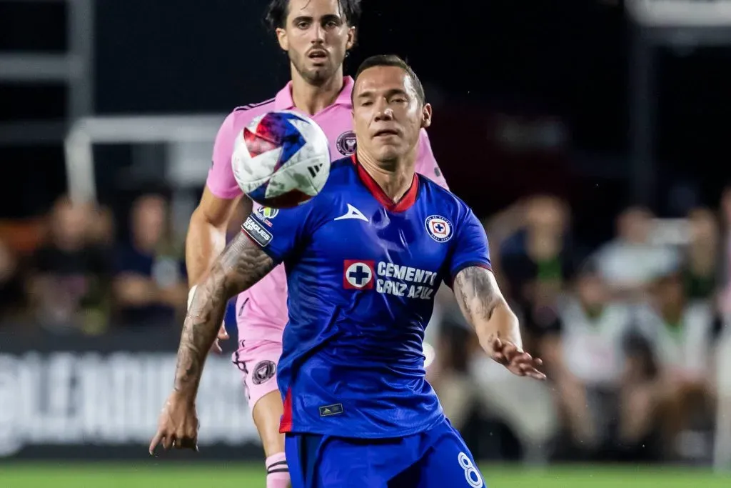 Pablo Ceppelini jugando en Cruz Azul. (Foto: IMAGO).