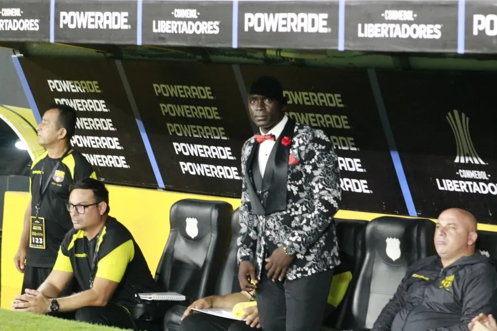 El nuevo traje de Segundo Castillo. (Foto: @victorloorb)