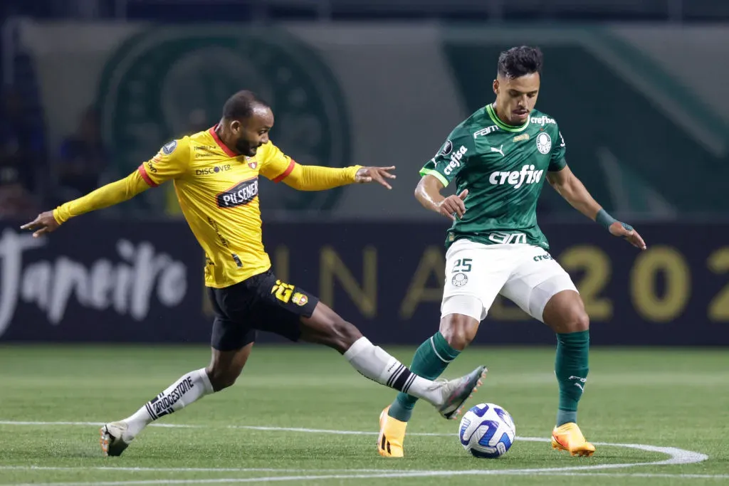 Leonai Souza pasó de ser titular a no jugar en Barcelona. Foto: Getty.