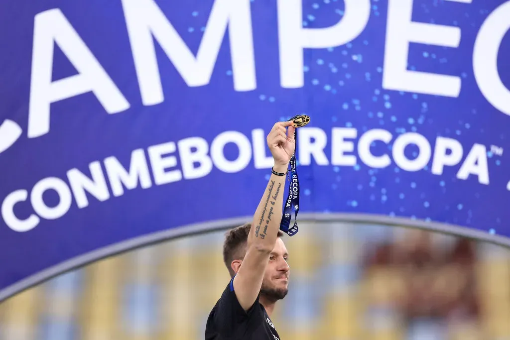 Martín Anselmi fue campeón de la Recopa Sudamericana.