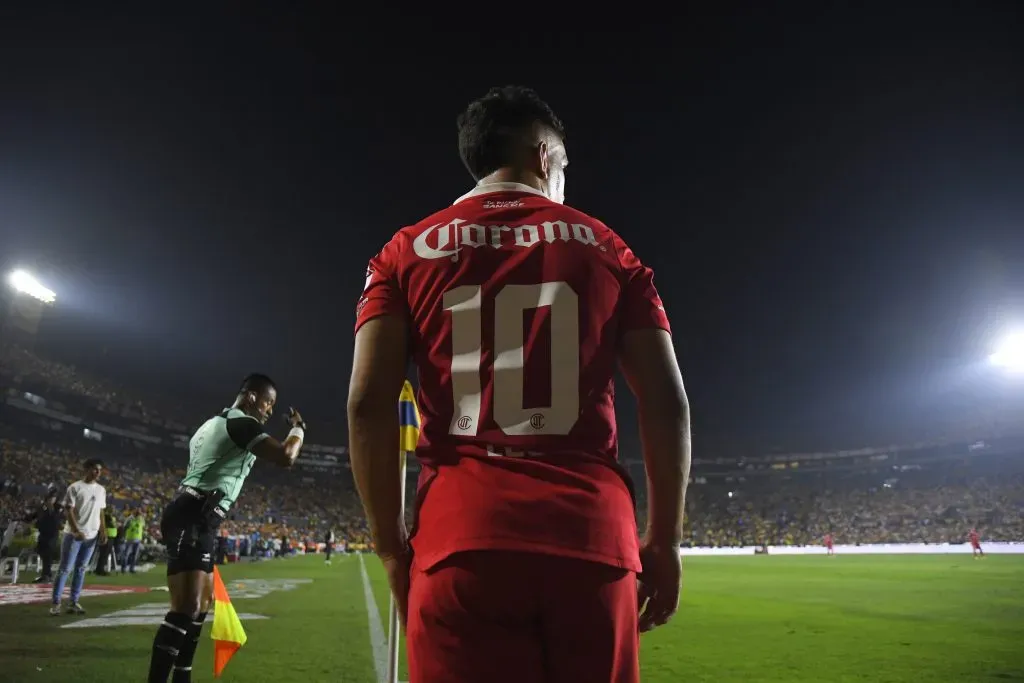 Leo Fernández se irá del Toluca (Imago)