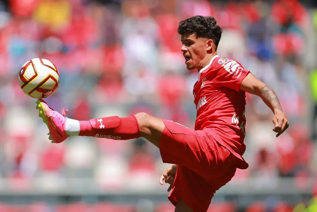 Araujo es una clave en el 11 de los Diablos. Getty Images.