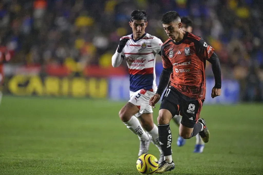 Brunetta en acción vs Chivas (Getty Images).