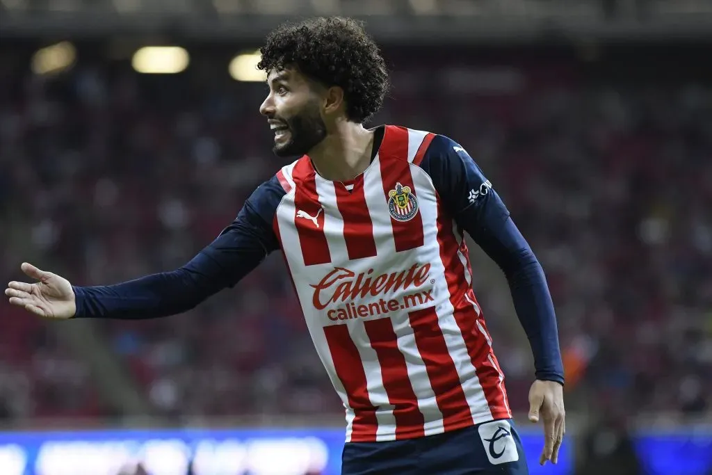 Chino Huerta regresa al Akron