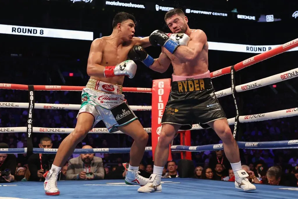 Jaime Munguía le ganó por knockout a John Ryder este año (Getty Images)