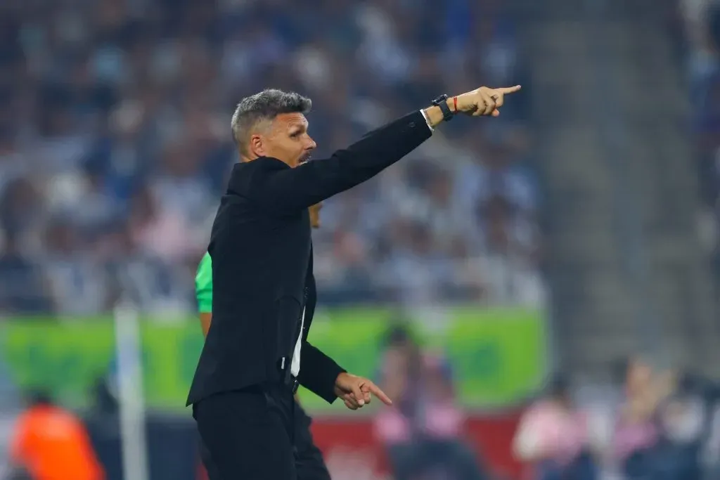 Fernando Ortiz durante la ida entre Rayados y Cruz Azul (Imago7)