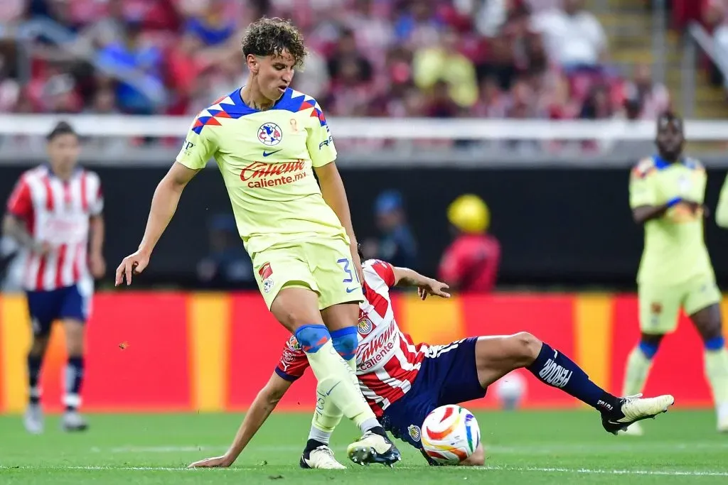 Igor Lichnovsky pertenece a Tigres pero se encuentra a préstamo en América. (Imago)