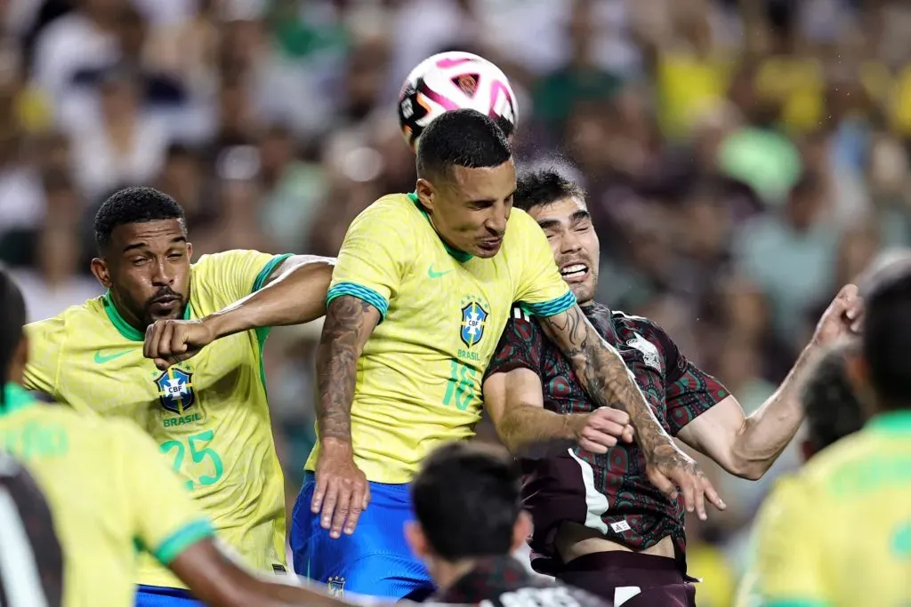 Los gritos homofóbicos comenzaron a escucharse minutos después del segundo gol de Brasil. (Getty Images)
