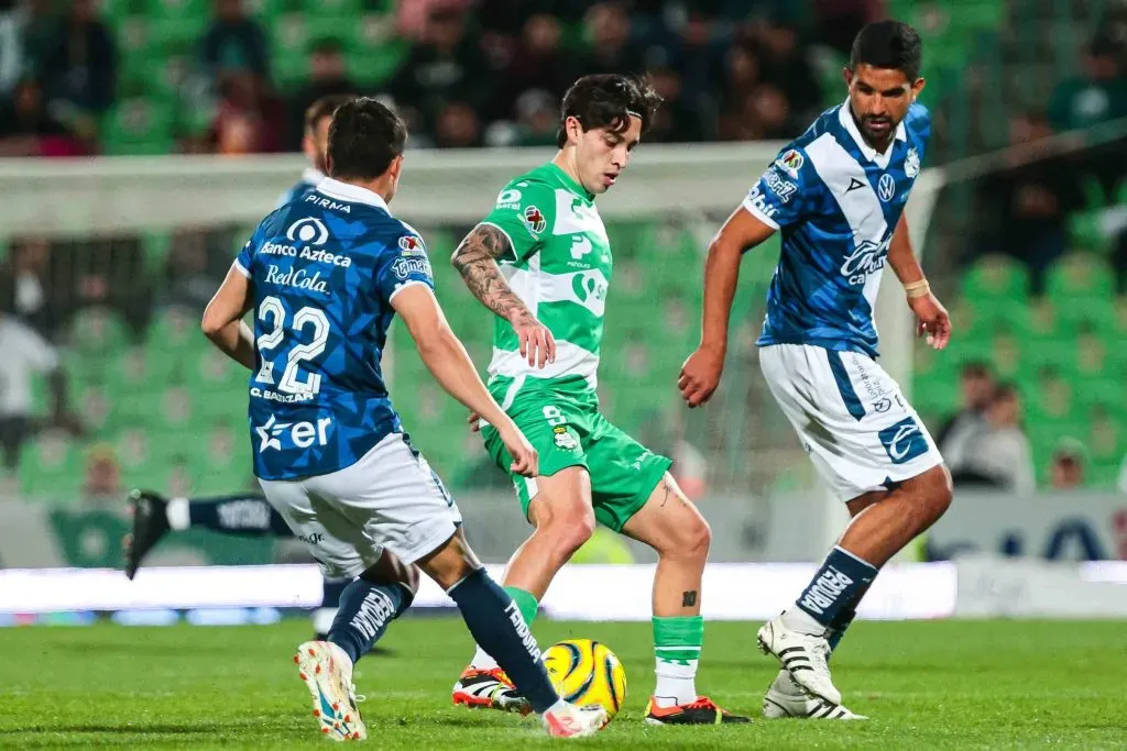 Puebla y Santos Laguna jugarán el primer partido del Apertura 2024 desde las 16:45. (Imago)