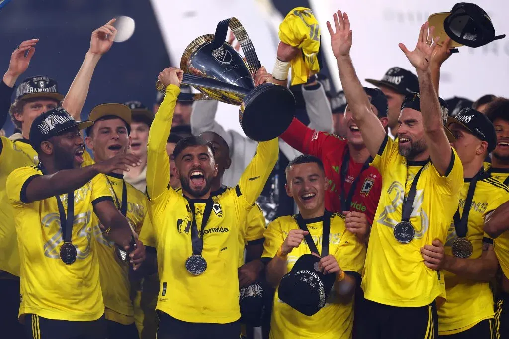 Columbus Crew levanta el trofeo de la MLS 2023. [Foto Getty Images]