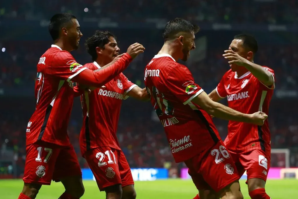 Toluca avisa que también puede ser candidato en el torneo. [Foto IMAGO]