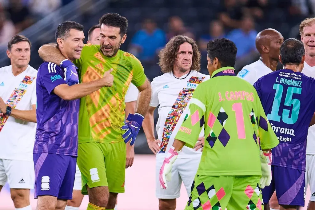 El partido que se llevó a cabo entre Leyendas Internacionales y Leyendas de México. [Foto IMAGO]