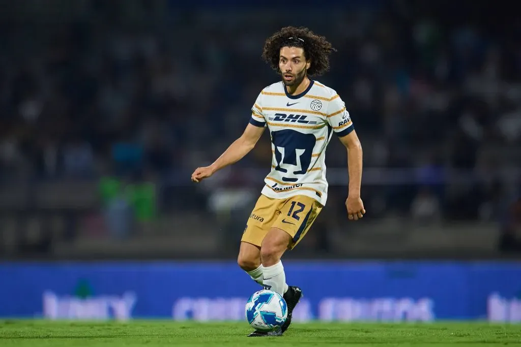 César Huerta jugaría en el Clásico Capitalino (IMAGO)