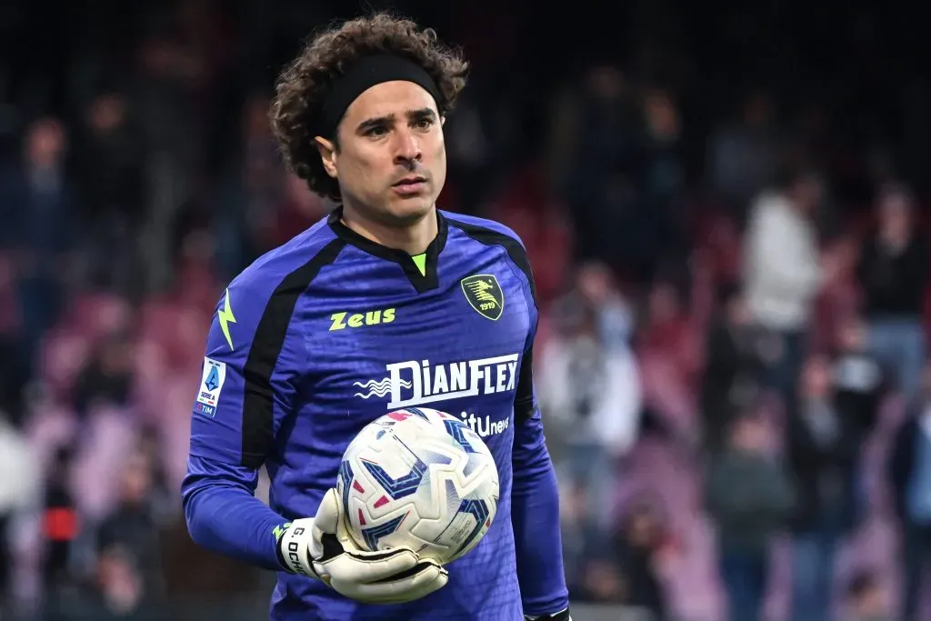 Memo Ochoa jugó en seis clubes europeos a lo largo de su carrera. (Imago)