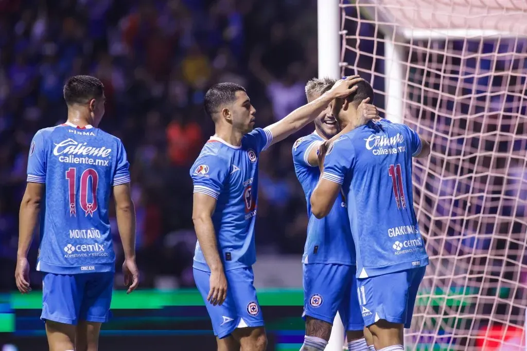 Cruz Azul sigue firme como líder del torneo. [Foto IMAGO]