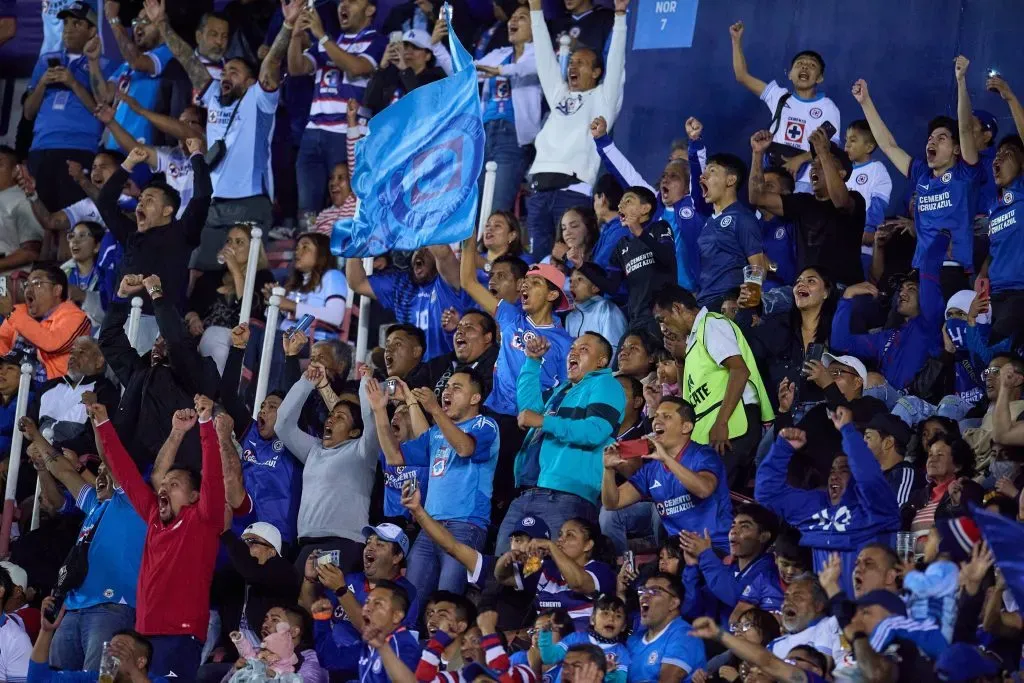 La afición está emocionada por los números y juego del equipo. [Foto IMAGO]