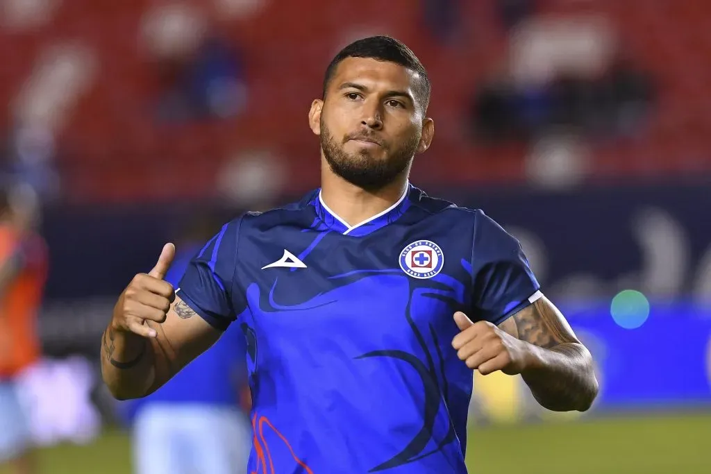 Juan Escobar sería la primera baja de Cruz Azul de cara al Clausura 2025.