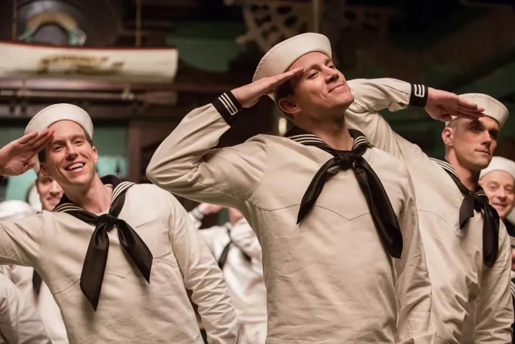 Hail Caesar es su título original. (IMDb)