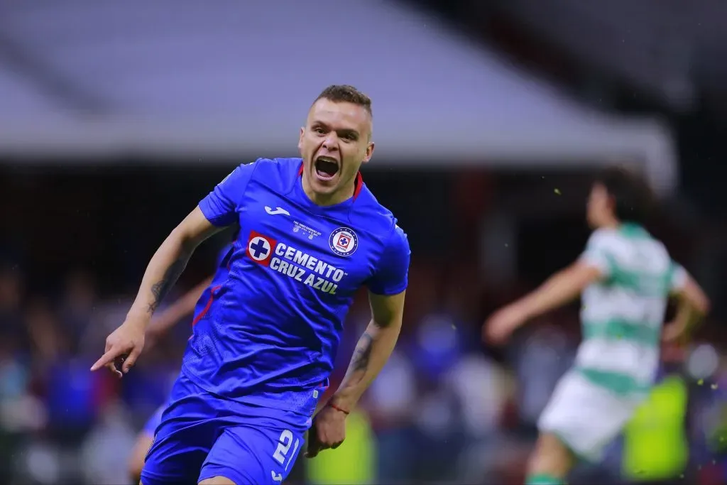 Cabecita anotó el gol definitivo para conquistar la novena estrella. (Foto: JamMedia)
