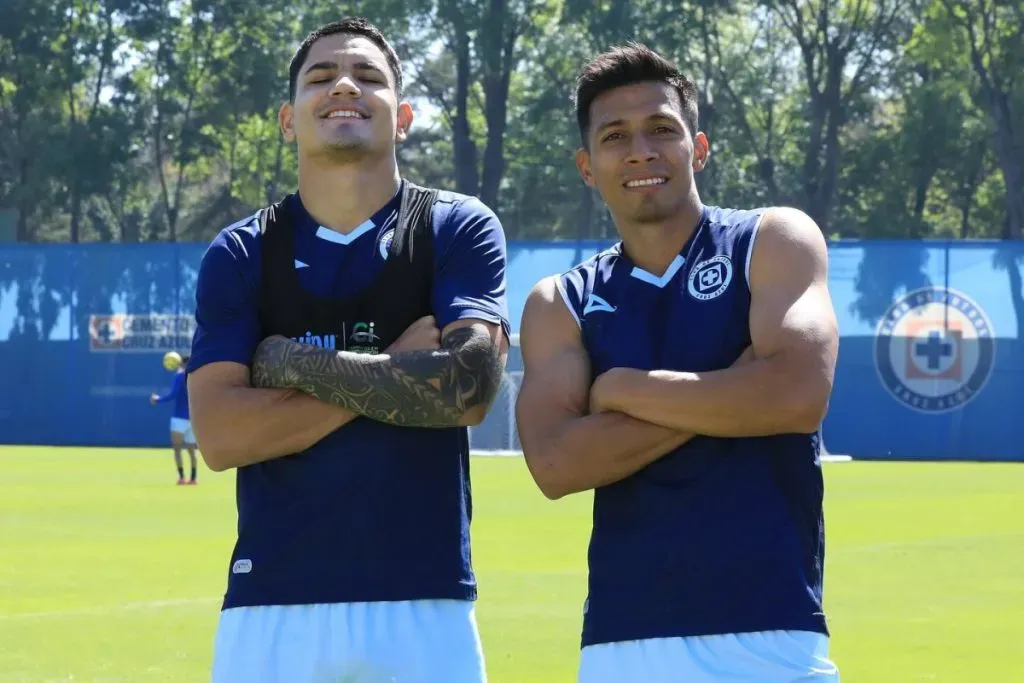 Toro Fernández y Ángel Sepúlveda, delanteros de Cruz Azul.