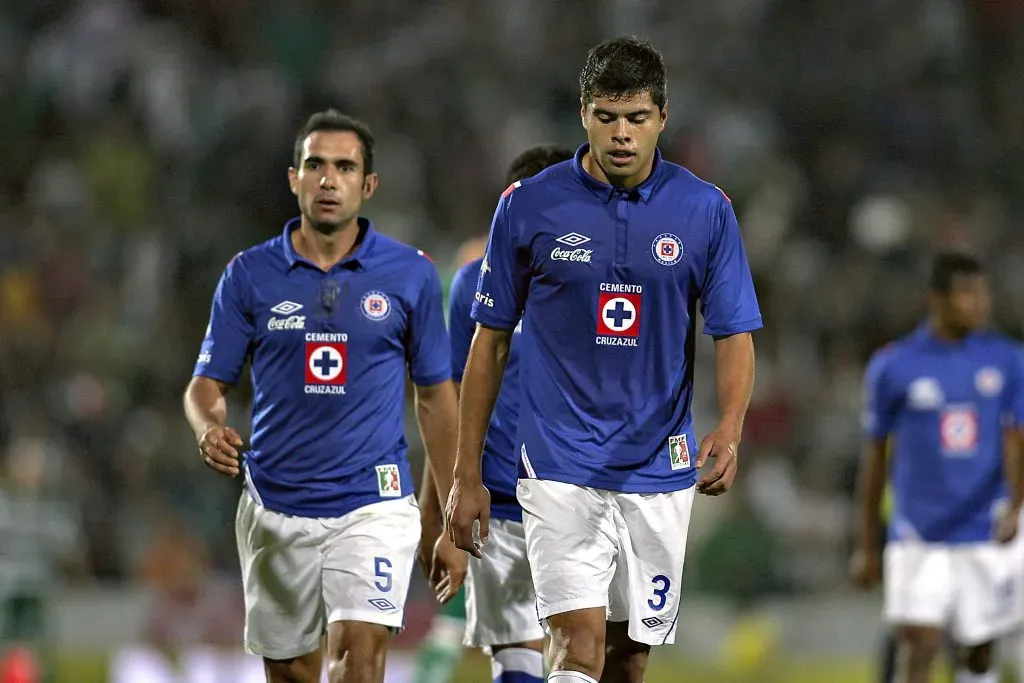 La estadística que aleja a Néstor Araújo de Cruz Azul (Imago 7)