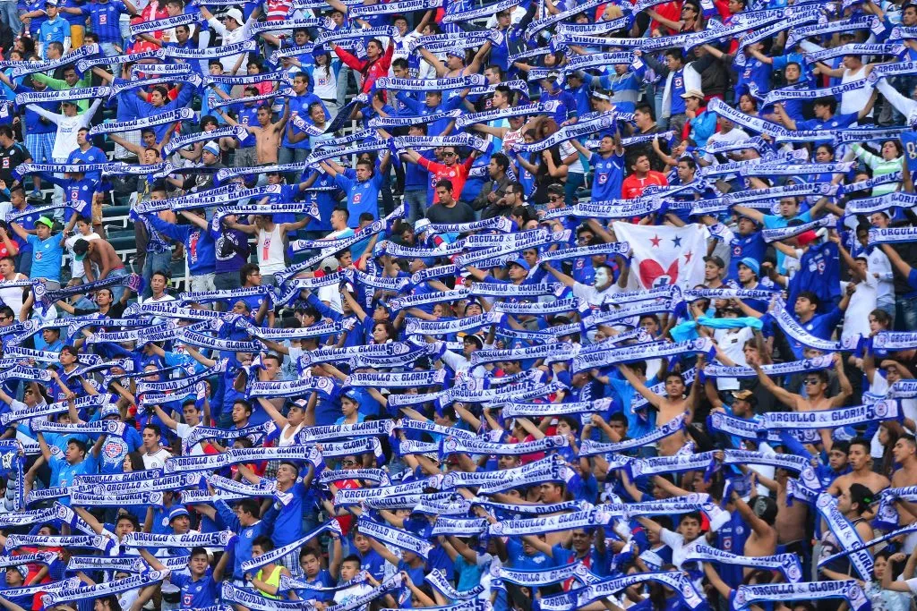 El bufanzado de La Sangre Azul contra América en 2014. (Foto: Cruz Azul)