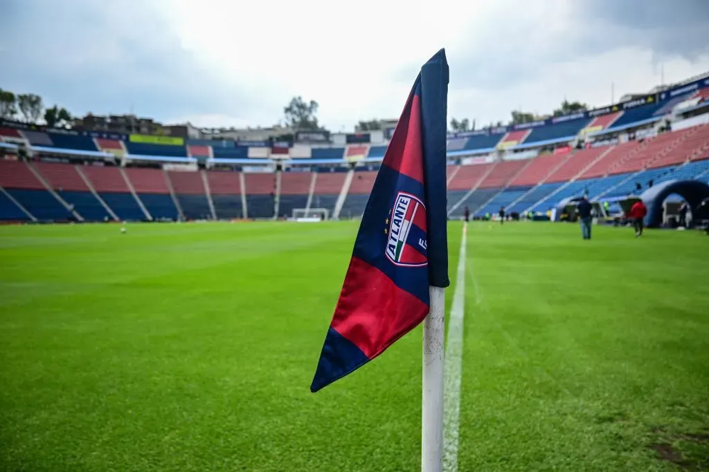 Así luce la cancha del Estadio Azul. (Foto: Imago7)