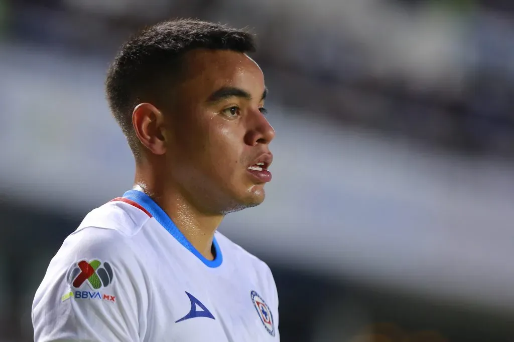 El sacrificado de Cruz Azul ante el gran nivel de Alexis Gutiérrez (Jam Media)