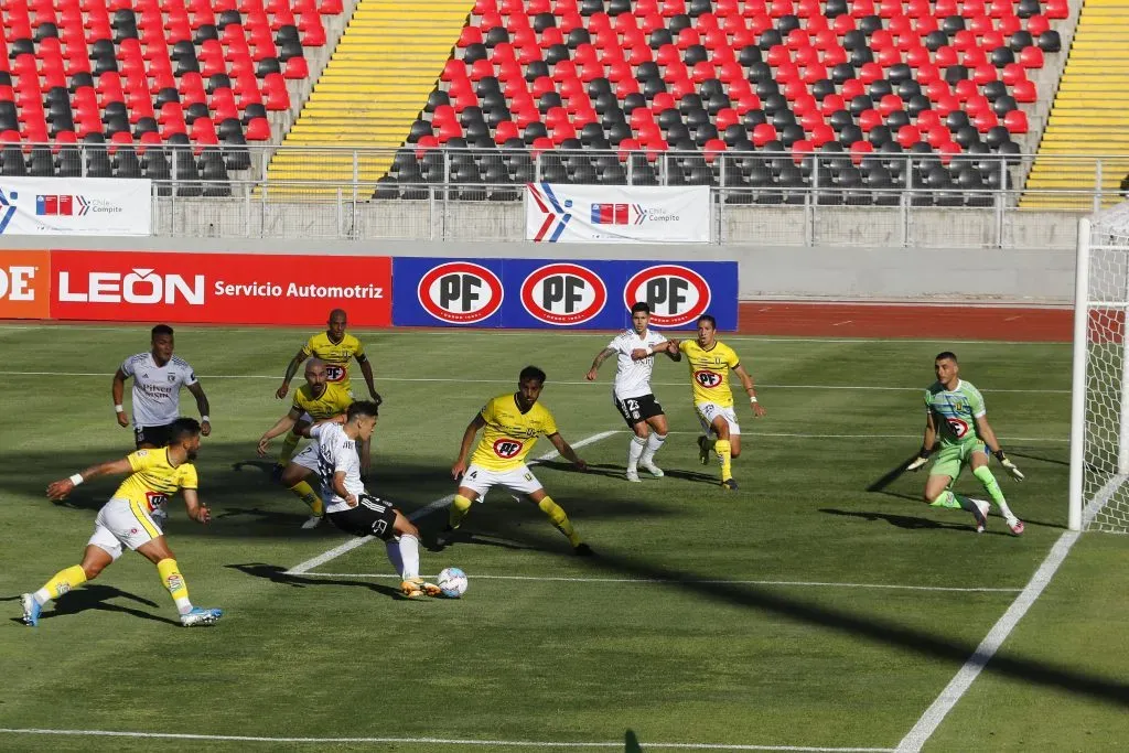 Colo Colo evitó bajar a la B en Talca | Foto: Photosport