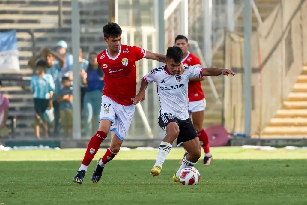 Colo Colo venció a Magallanes en una fecha pendiente del torneo | Foto: Guille Salazar / Dale Albo