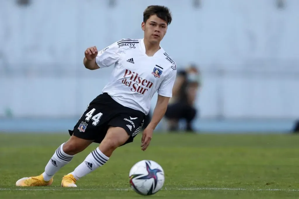 Danilo Díaz debutó en Colo Colo en octubre de 2021.
