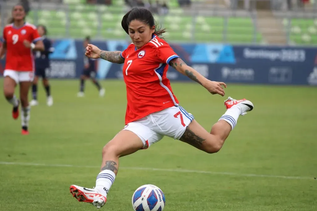 Yenny Acuña asoma como arquera ante México | Foto de Manuel Lema/Santiago 2023 vía Photosport