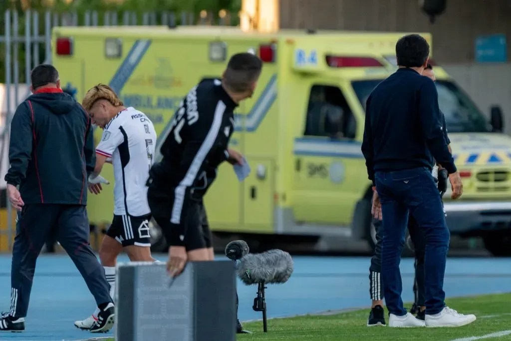 Leonardo Gil salió molesto de la cancha con la sustitución. (Foto: Guillermo Salazar)