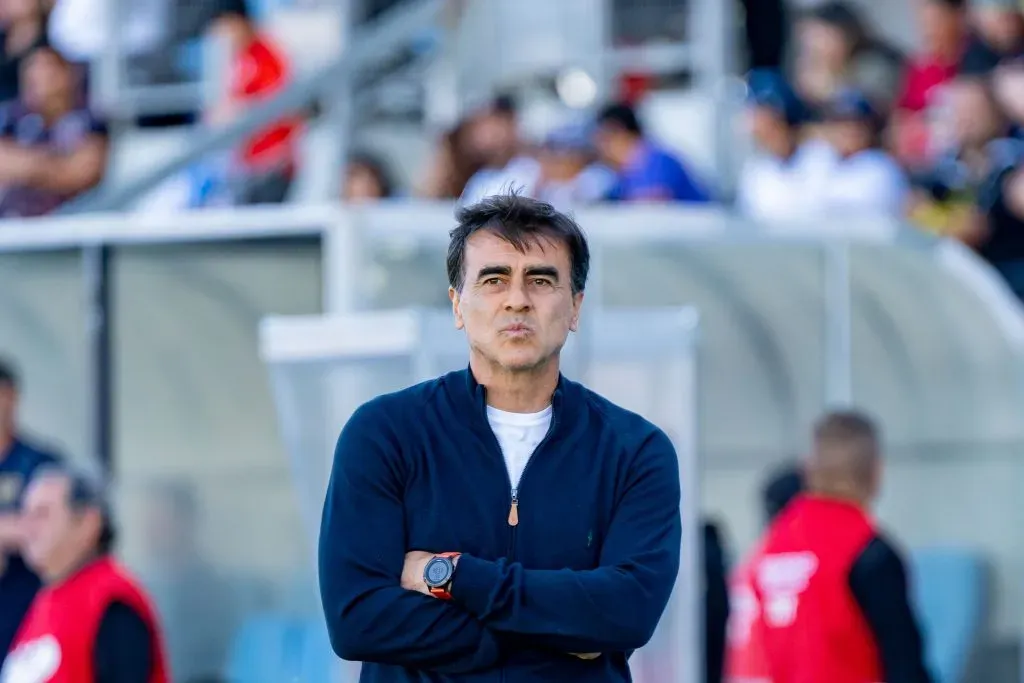 Gustavo Quinteros en el partido de Colo Colo vs Magallanes. (Foto: Guillermo Salazar/DaleAlbo)