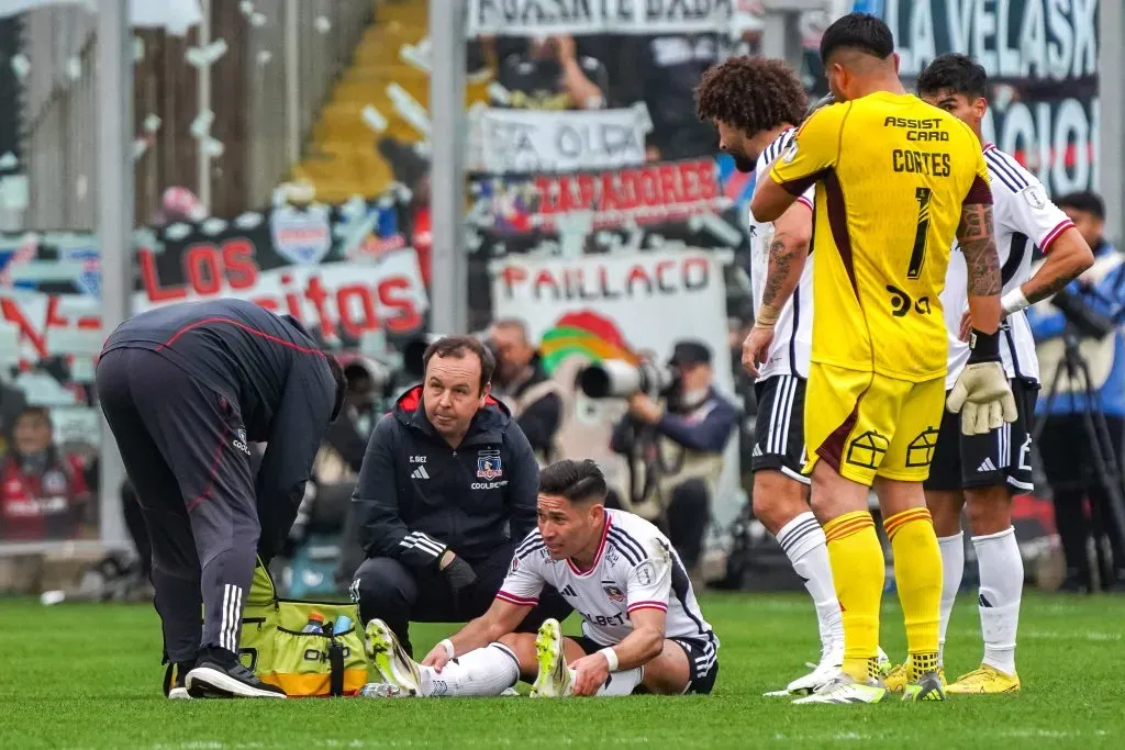 Óscar Opazo puede ser baja nuevamente en Colo Colo. Fuente: Guille Salazar / Dale Albo