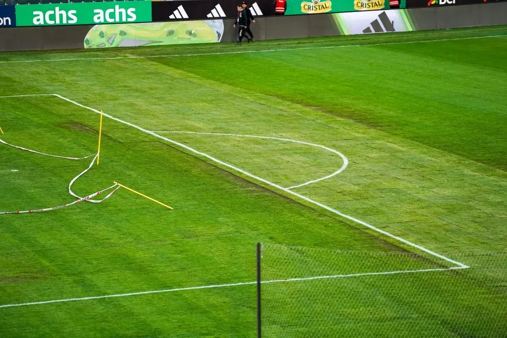 Cancha en el partido de Chile vs Colombia en septiembre | Foto: Guille Salazar, DaleAlbo