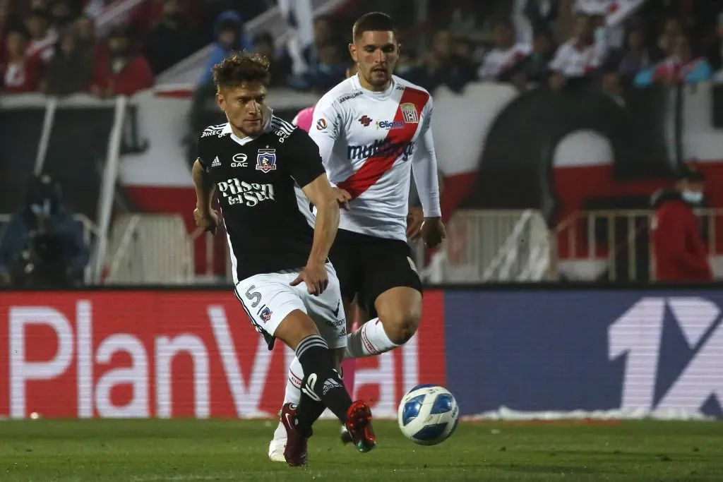 Colo Colo visita a Curicó Unido en la fecha 30 | Foto: Photosport