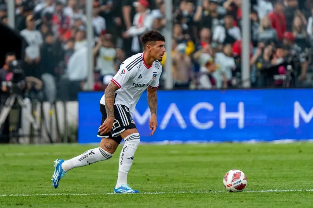 Alan Saldivia en el partido de Colo Colo vs Unión La Calera. (Foto: Guillermo Salazar/DaleAlbo)