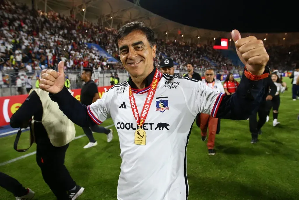 Gustavo Quinteros consiguió la Copa Chile 2023 en Colo Colo | Foto: Photosport
